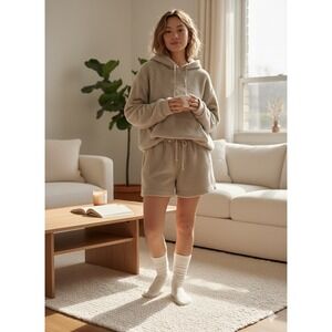 Negative Space Sherpa Shorts S Small Oatmeal Beige Fleece Lounge Cozy Soft Girl